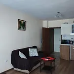Zora * بورغاس