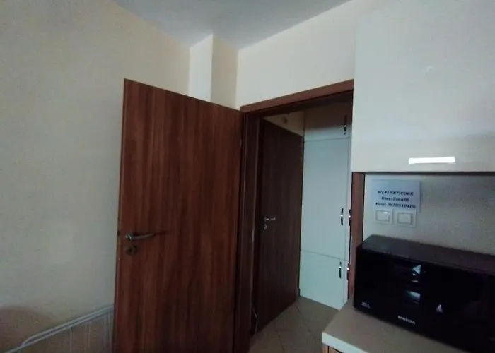 Zora Апартаменты *